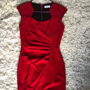 Calvin Klein Sz 2 Red Ruched Stretch Sheath Dress